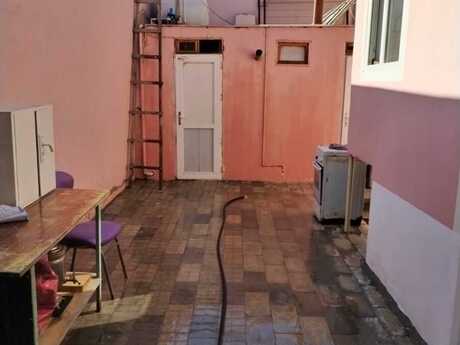 3 otaqlı həyət evi/bağ evi - Badamdar q. - 150 m²