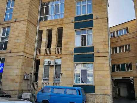 3 otaqlı köhnə tikili - 28 May m. - 70 m²