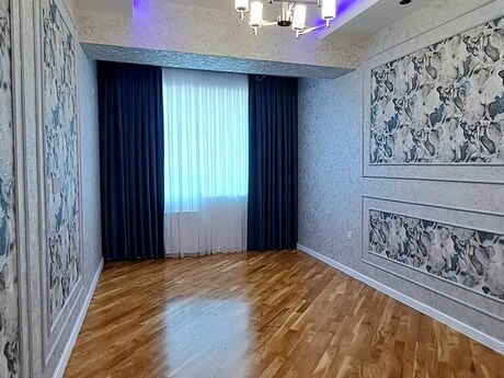 2-комн. новостройка - Хатаинский р. - 82 м²