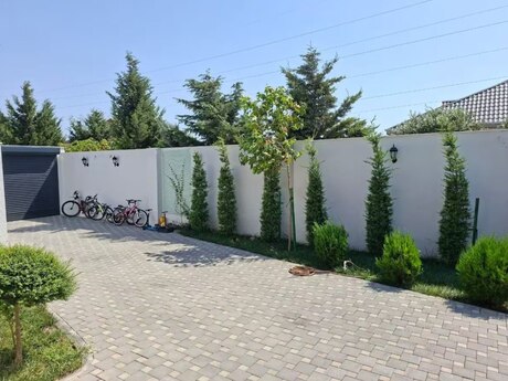 4 otaqlı həyət evi/bağ evi - Mərdəkan q. - 220 m²