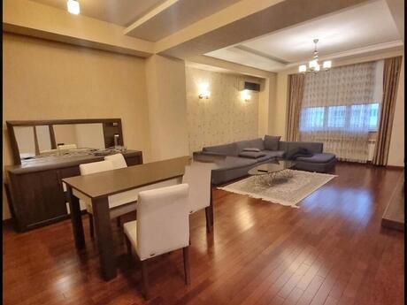 Объявление №5996112 - Баку, м. Шах Исмаил Хатаи, 3-комн., 157 м², 3/18 этаж