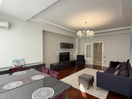 Elmlər Akademiyasında 3 otaqlı yeni tikili mənzil satılır, 140 m², 560 000 AZN, şəkil 2 / 12