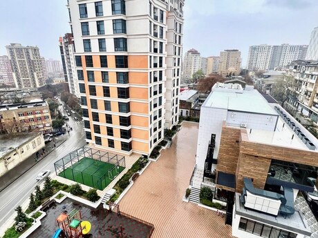 Объявление №5996483 - Баку, м. 28 мая, 3-комн., 110 м², 10/17 этаж