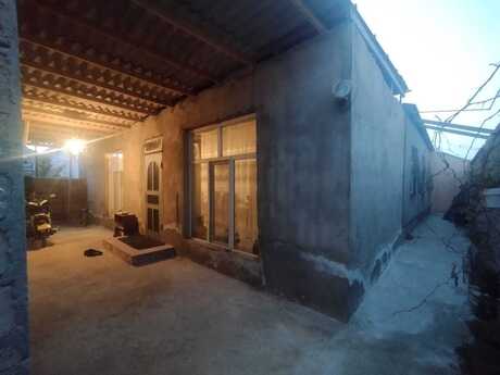 Satılır 5 otaqlı həyət evi/bağ evi 130 m², Zabrat q.