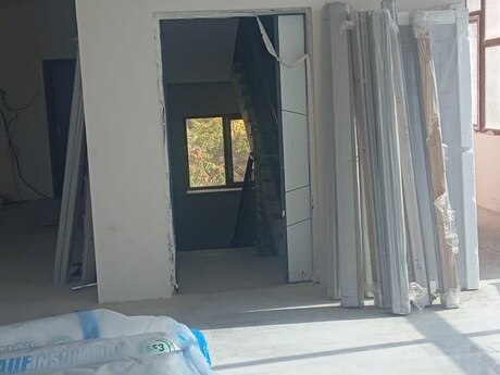 Elmlər Akademiyası m.
