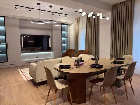 Объявление №5996535 - Баку, пос. Аг шехер, 3-комн., 148 м², 5/7 этаж