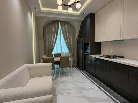 Elan №5996634 - Bakı, Nəsimi r., 3 otaqlı, 128 m², 14/15 mərtəbə
