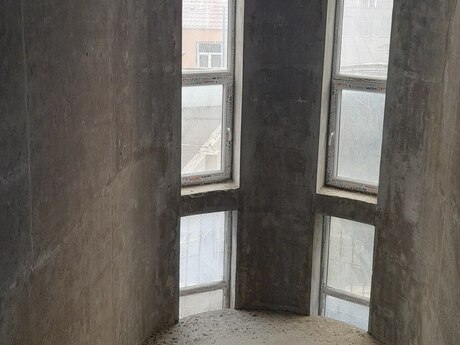 Satılır 7 otaqlı həyət evi/bağ evi 242 m², Ramana q.