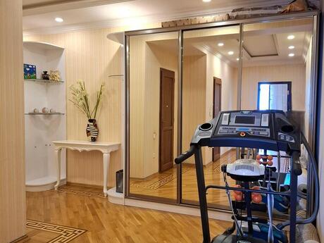 Объявление №5996780 - Баку, м. Нариман Нариманов, 3-комн., 130 м², 15/18 этаж