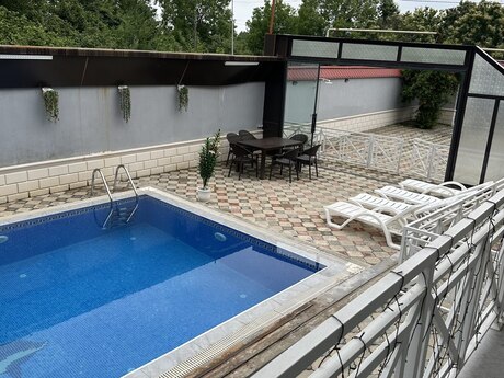 4 otaqlı həyət evi/bağ evi - Qəbələ - 340 m²