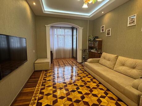 4 otaqlı köhnə tikili - Xalqlar Dostluğu m. - 100 m²