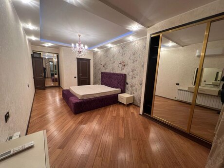 4 otaqlı yeni tikili - Şah İsmayıl Xətai m. - 200 m²