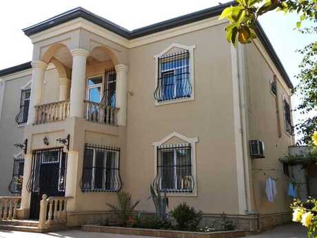 8 otaqlı həyət evi/bağ evi - Bakıxanov q. - 500 m²