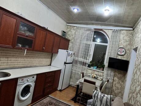 Satılır 3 otaqlı yeni tikili 90 m², Memar Əcəmi m.