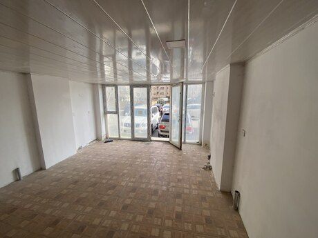 Obyekt - İnşaatçılar m. - 48 m²