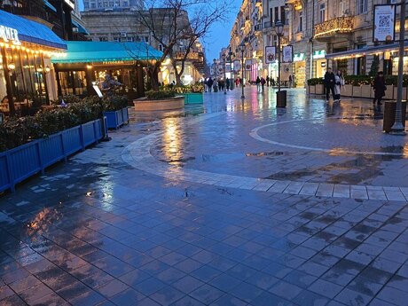 2 otaqlı köhnə tikili - Sahil m. - 80 m²