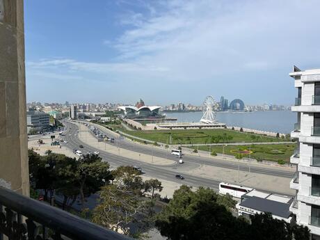 1 otaqlı köhnə tikili - Bayıl q. - 35 m²