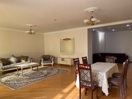 4 otaqlı yeni tikili - 28 May m. - 230 m²