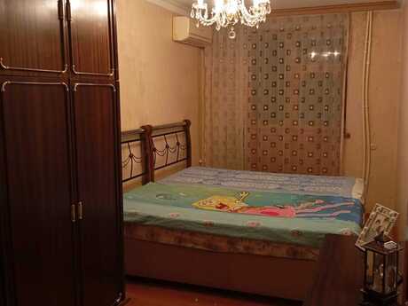 2 otaqlı köhnə tikili - Neftçilər m. - 45 m²
