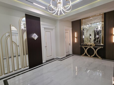4 otaqlı yeni tikili - Şah İsmayıl Xətai m. - 190 m²