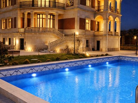 6 otaqlı həyət evi/bağ evi - Bilgəh q. - 600 m²