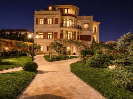 6 otaqlı həyət evi/bağ evi - Bilgəh q. - 600 m²