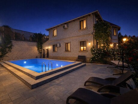 5 otaqlı həyət evi/bağ evi - Mərdəkan q. - 450 m²