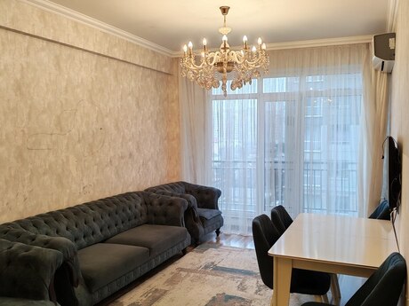 Satılır 2 otaqlı yeni tikili 76 m², 20 Yanvar m.