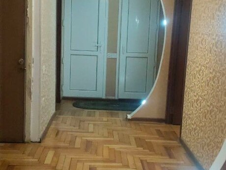 5-комн. вторичка - м. Ази Асланов - 106 м²