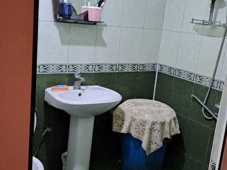 5 otaqlı köhnə tikili - Yeni Günəşli q. - 120 m²