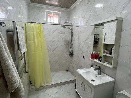 House with Garden, Villa For Sale