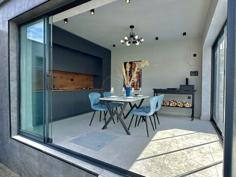 4 otaqlı həyət evi/bağ evi - Mərdəkan q. - 180 m²