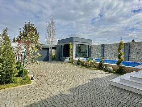 4 otaqlı həyət evi/bağ evi - Mərdəkan q. - 180 m²