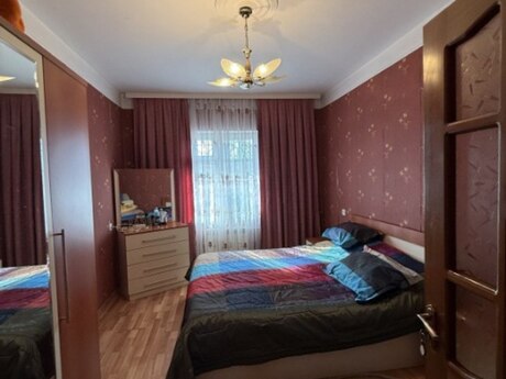 5 otaqlı köhnə tikili - Həzi Aslanov q. - 120 m²