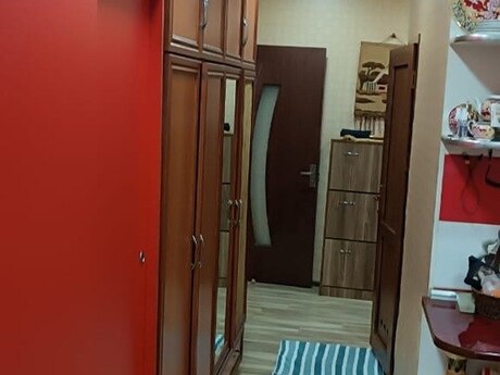 1 otaqlı köhnə tikili - Qaraçuxur q. - 40 m²