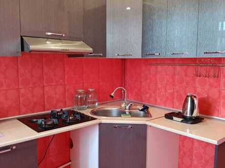 3 otaqlı köhnə tikili - Lökbatan q. - 74 m²