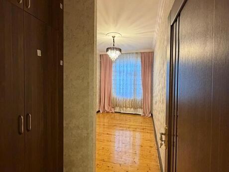 2 otaqlı köhnə tikili - Memar Əcəmi m. - 55 m²