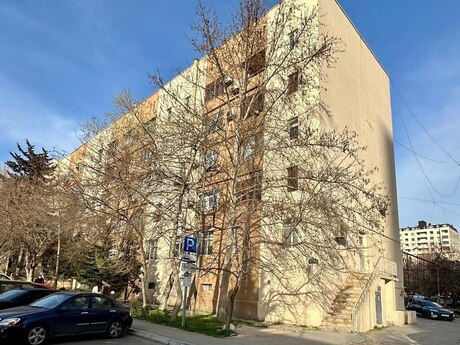 3 otaqlı köhnə tikili - Qara Qarayev m. - 80 m²