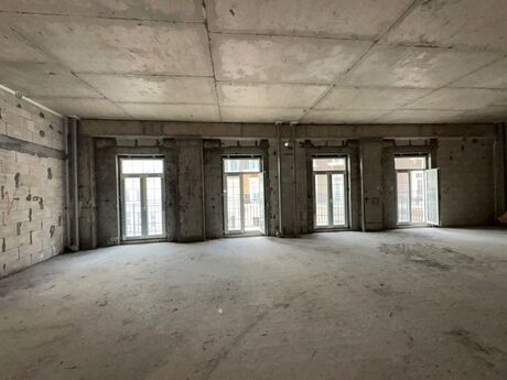 4 otaqlı yeni tikili - Ağ şəhər q. - 121 m²