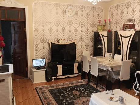 Satılır 7 otaqlı həyət evi/bağ evi 220 m², Keşlə q.