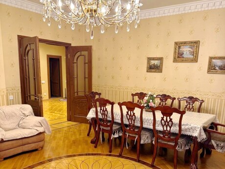 Объявление №5997929 - Баку, Наримановский  р., 3-комн., 140 м², 2/16 этаж