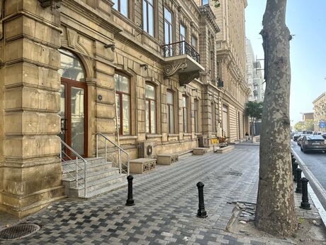 Obyekt - Sahil m. - 435 m²