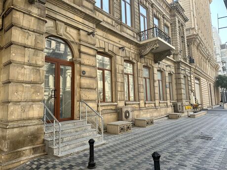 Obyekt - Sahil m. - 435 m²