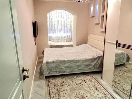 3 otaqlı mənzil, 100 m², Bakıxanov: 240 000 ₼ 3