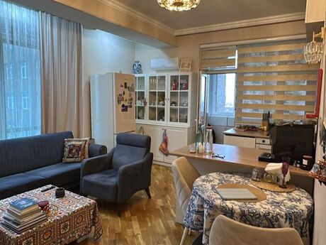 2 otaqlı yeni tikili - Elmlər Akademiyası m. - 74 m²