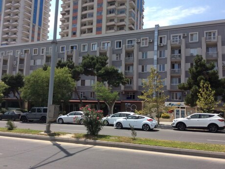 Объявление №5980031 - Баку, м. Низами, 3-комн., 80 м², 3/5 этаж