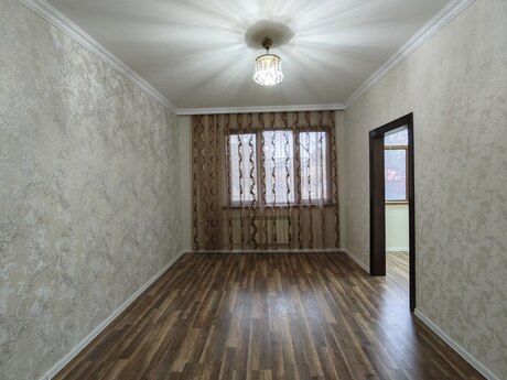 1 otaqlı köhnə tikili - Bakıxanov q. - 35 m²