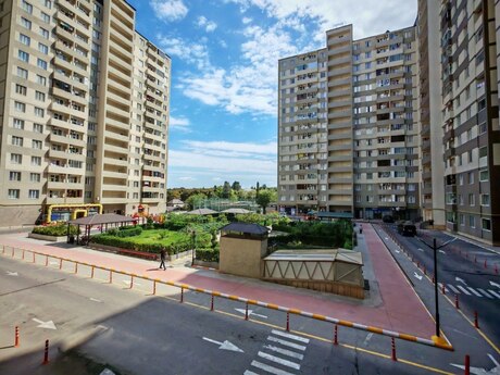 Satılır 1 otaqlı yeni tikili 42 m², Avtovağzal m.