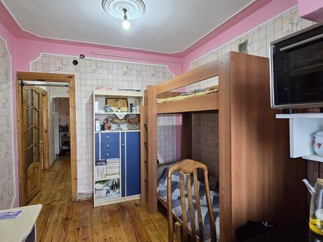 3 otaqlı köhnə tikili - Hövsan q. - 57 m²