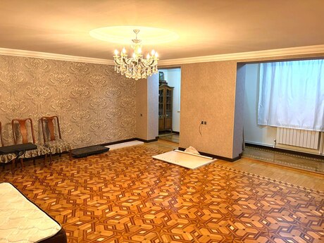 4 otaqlı köhnə tikili - Qara Qarayev m. - 120 m²
